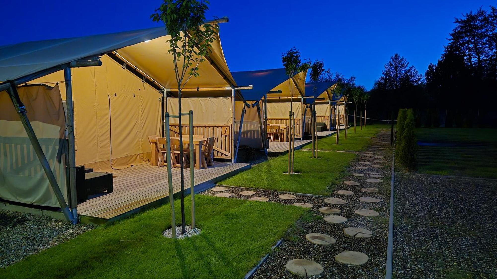 Luxury tent Baza Maciejowka *